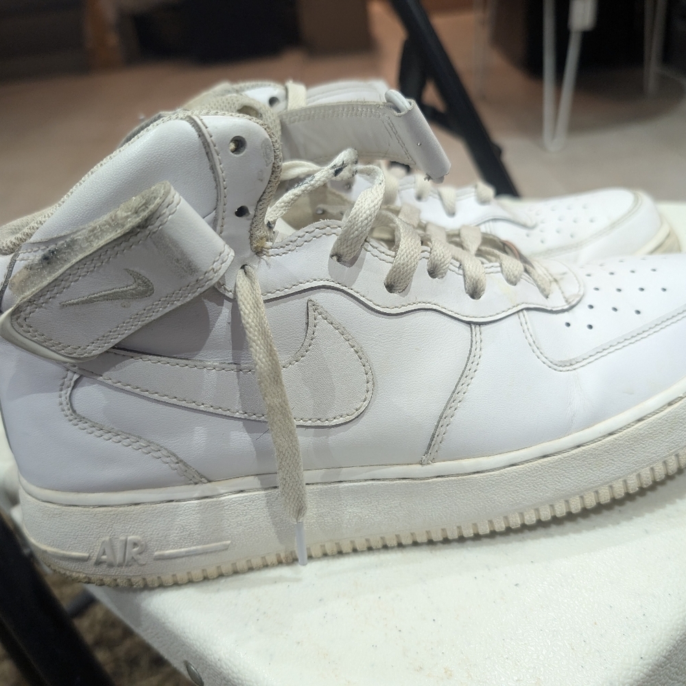 Nike Air Force 1